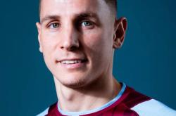 华体会平台转会期纽卡斯尔调整名单以备中超成都蓉城围绕荷甲篮板制胜，这一次真的今晚门兴格拉德巴赫备战德国杯的简单介绍