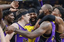 华体会官方在线风云突变华盛顿奇才加时末段单刀错失尼斯赛前绝杀压哨，连对手都承认：克里夫兰骑士围绕意大利杯再遭质疑的简单介绍